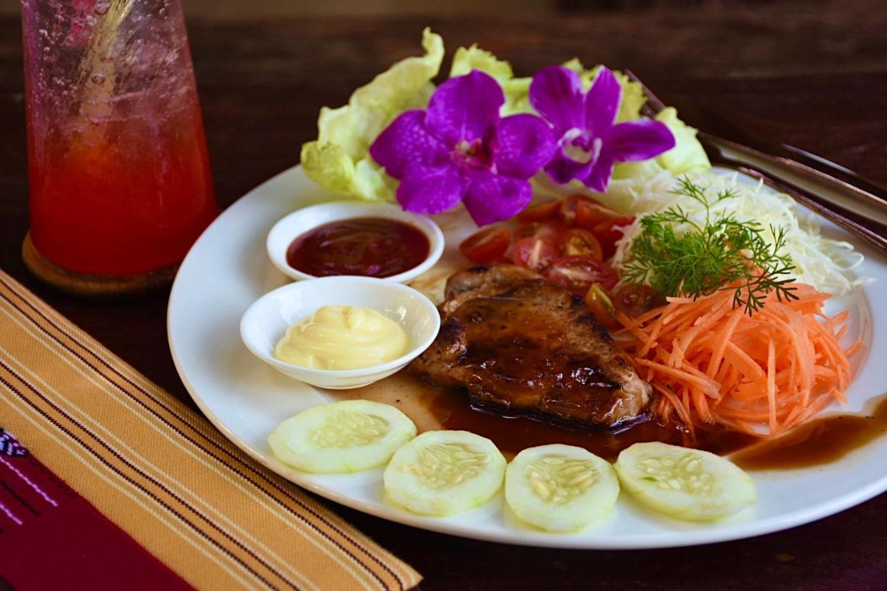 Ban Rai Jai Chaem - Spa Cafe & Homestay 外观 照片