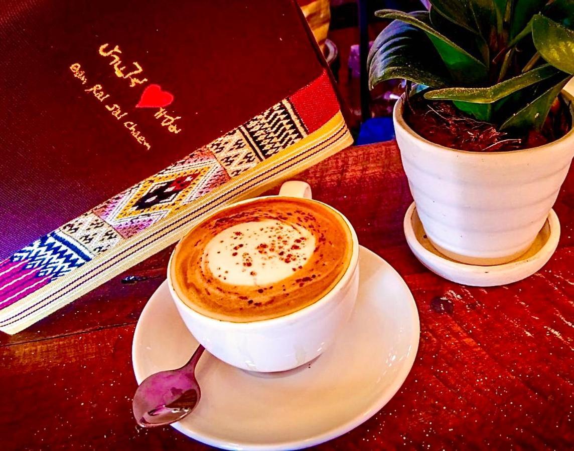 Ban Rai Jai Chaem - Spa Cafe & Homestay 外观 照片